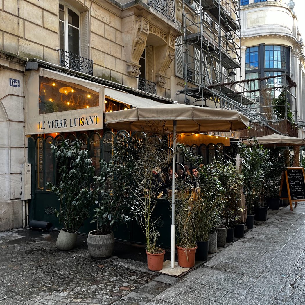 Le Verre Luisant 3